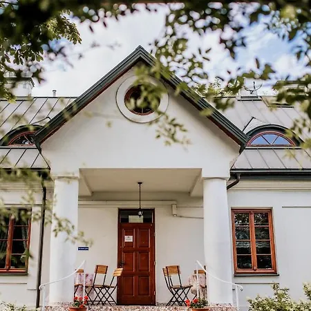 여관 Dwor Moscibrody *